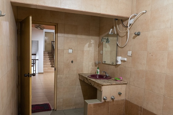 Common wash room